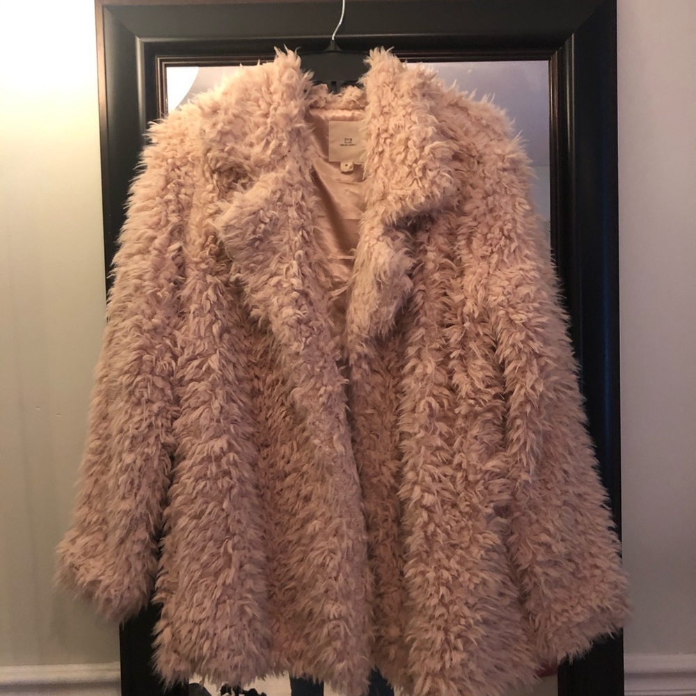Fuzzy thread and supply jacket medium